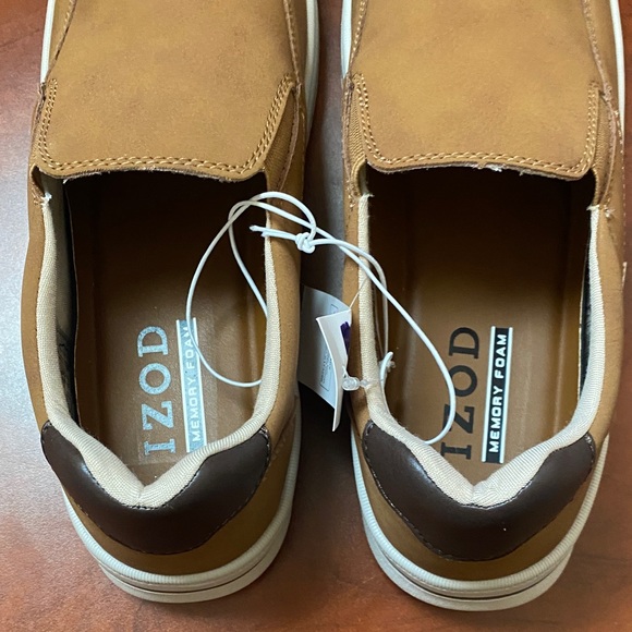 (CLEAR OUT PRICE!!!)IZOD Men's Barlow Casual Slip On Memory Foam Shoes ~ Brown - Picture 6 of 7